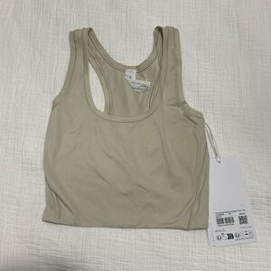 NULU SCOOP NECK CROPPED TANK TOP